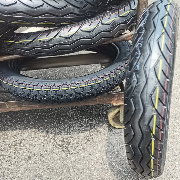 Factory Supply Cheap Motorcycle Tyres 70/90-17 M/C Top Brand Motorcycle Tires With 53% Rubber Content-J602