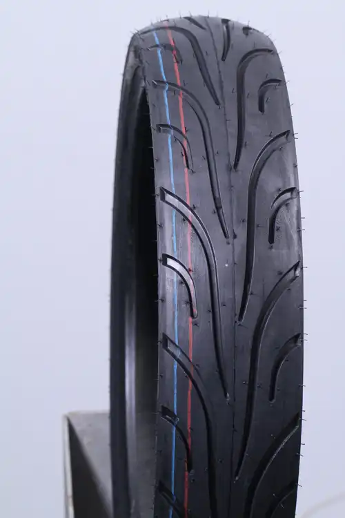 Popular Pattern 17 Inch 140/60-17  4PR TL Professional High Speed Motorcycle Tubeless Tire-J677