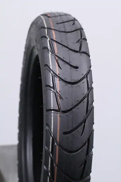 E4-Aproved Scooter Tire 90/90-10 ISO9001 Factory Tube Tyre 6PR TL For Two Wheels Motorcycle OEM Option-J660