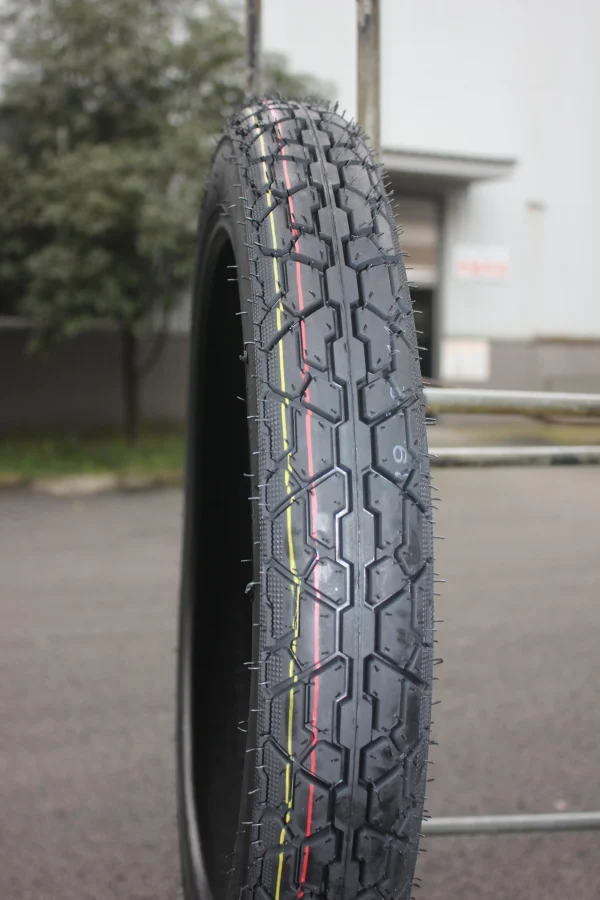 CCC Factory Motorcycle Tire 3.25-18 - TT/TL 6PR 8PR High Rubber Percentage Cheap Tire For Wholesell -J817