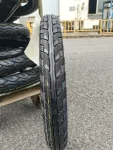 Confortable Motorcycle Tyre Bias Structure Road Running Rear Wheel 2.75-18 6PR TL Carrystone Carrystone Anti-Slip Pneumatic Tire -J877