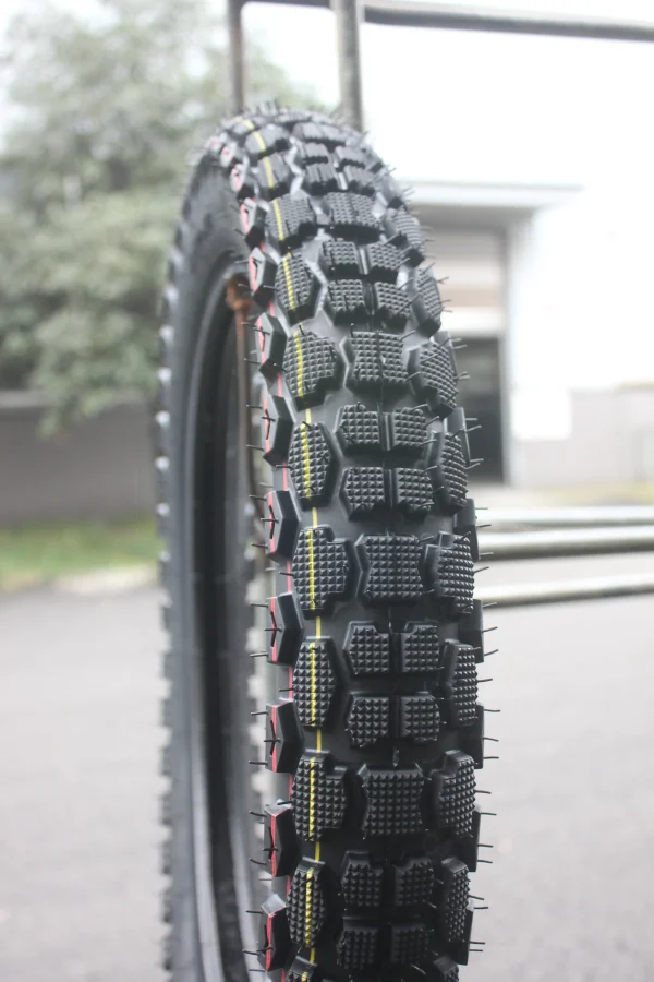 Anti-Slip Motorcycle Tire 3.00-18 - 6PR TT Sports Tire Stable and Suitable For Off-Road Two Wheel Motorcycle-J851