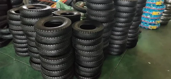 Camara De Air Carrystone Tricycle tube 10 Inch 12 Inch 13 Inch Tube 4.00-10 4.00-12 4.50-12 5.00-12 5.50-12 5.50-13 For Natural Rubber Motorcycle Tubes  TR13 Valve